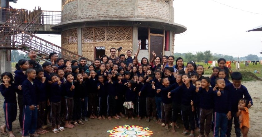 IIT Grad Quits Singapore Job to Teach Poor Kids