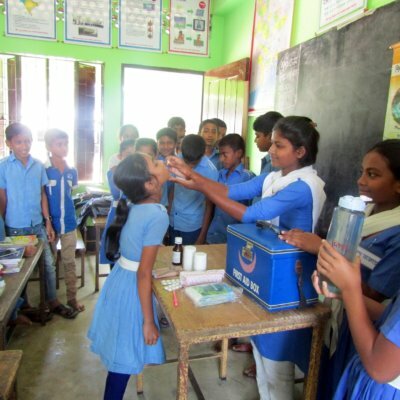 Health education institutions in Dhaka