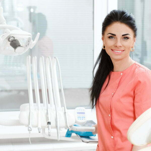 9 Surprising Facts About Becoming a Dental Assistant