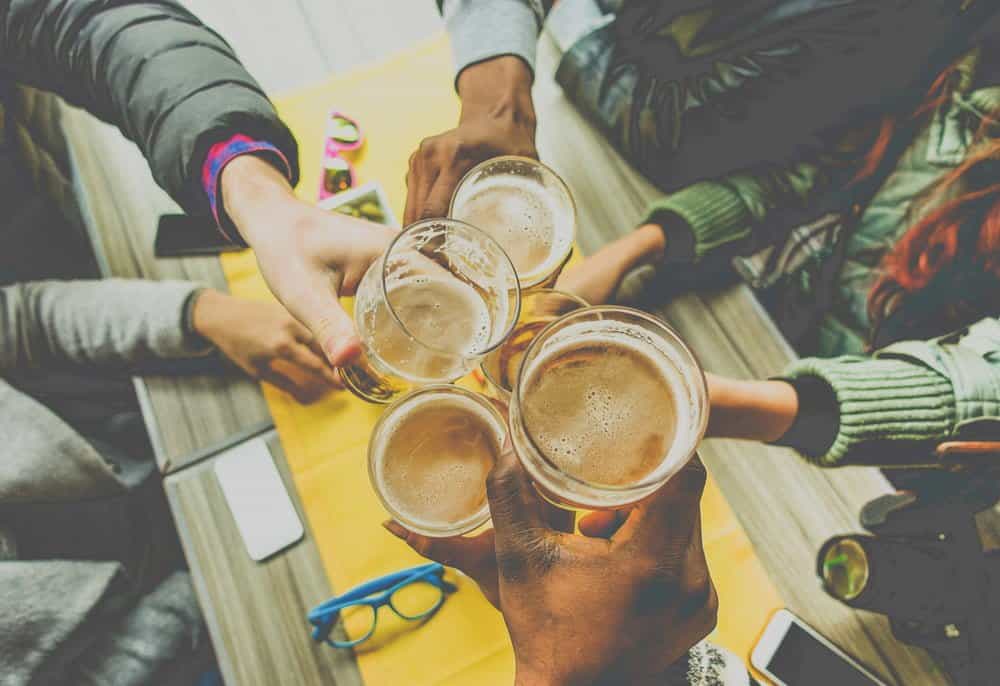 5 Must-Try Pubs of Connaught Place to Treat the Party Animal in You 1 5 Must-Try Pubs of Connaught Place to Treat the Party Animal in You 1