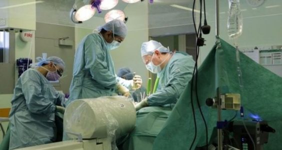 Heart surgery: Three hospitals told to stop complex treatment 5