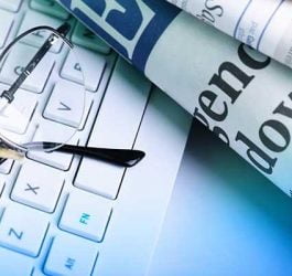 Mobile News Surges, Newspapers Fall Further: US Poll 8