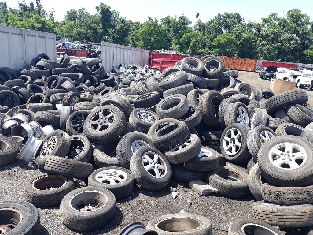 How Much Does Crazy Rays Pay For Cars Crazy Rays Auto Parts - The Most Amazing Auto Parts Store 2023