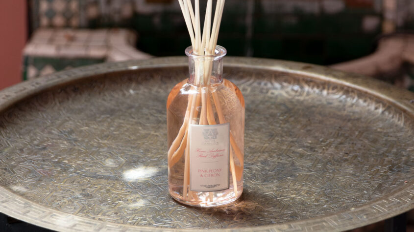 Signature Scent: A Complete Guide on How to Choose Perfume or Cologne 1