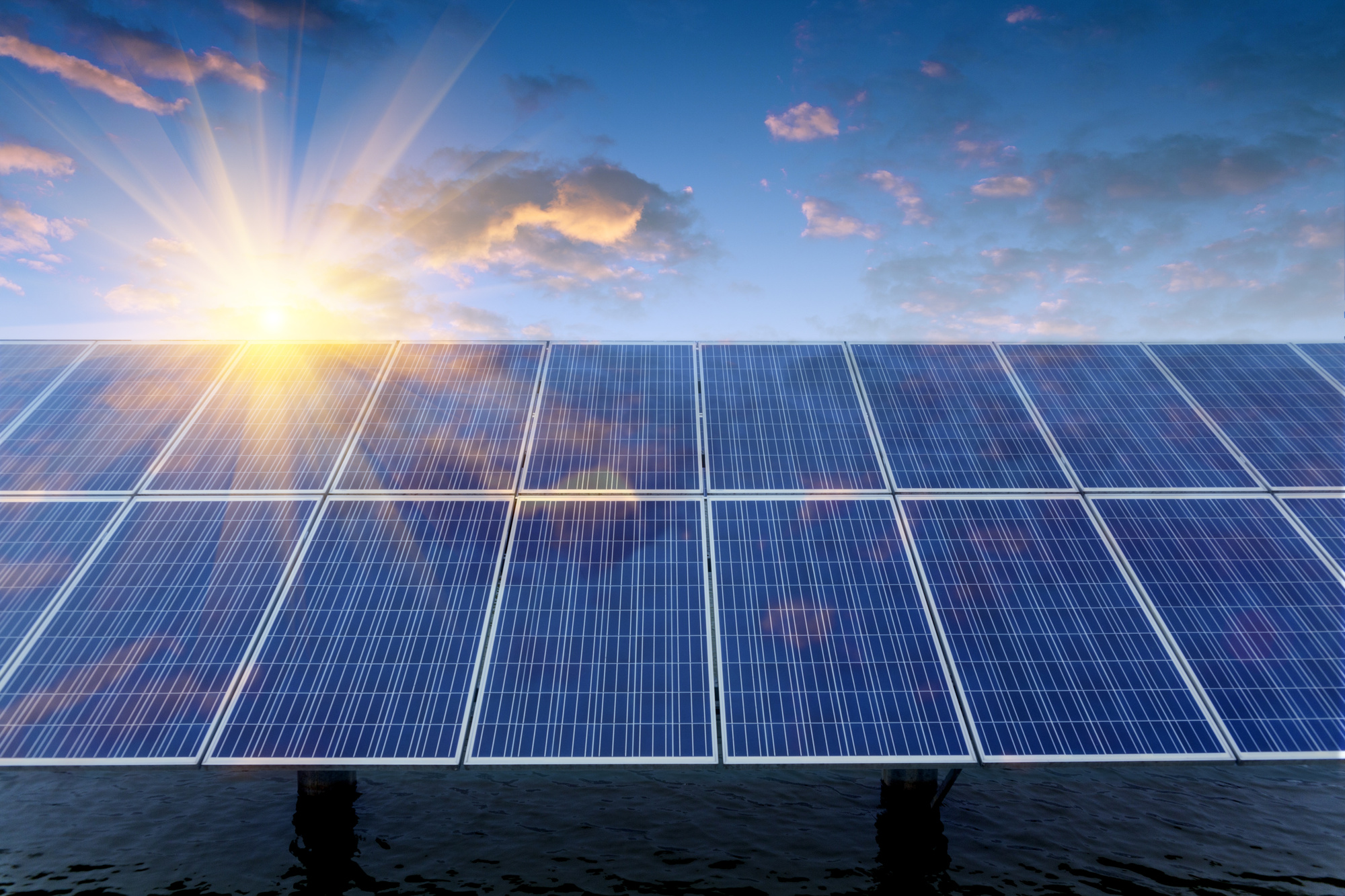 Is Solar Energy Renewable? An Explanation of Solar Power and the Environment 2 Solar panels