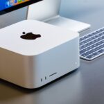 MAC Crosses Above Average Analyst Target 1