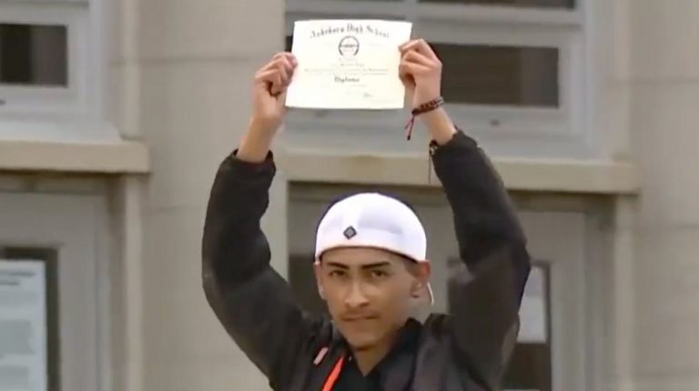NC Teen Who Wore Mexican Flag To Graduation Finally Gets Diploma NC Teen Who Wore Mexican Flag To Graduation Finally Gets Diploma