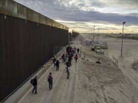 Texas to Send 1,000 Additional Troops to Mexican Border 27