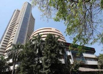 Record foreign inflows push Sensex up 7.5 percent in March 6 Record foreign inflows push Sensex up 7.5 percent in March