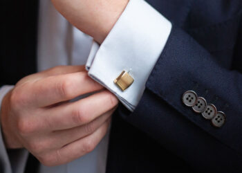 Cufflinks & Caribbean: How Virgin Galactic kept space tourists’ money