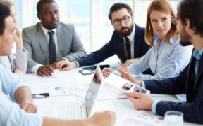 How to Brand a Business Online 6