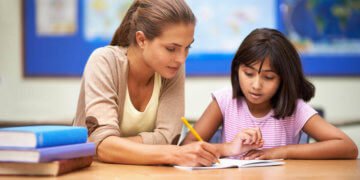 Is Tutor Perini Corp (TPC) A Good Stock To Buy?