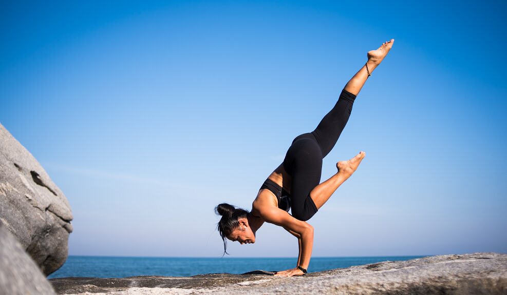 Spreading lifestyles from superstar to famous person 1