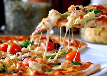 Pizza Pazza (Italian Pizza Restaurant Chain)