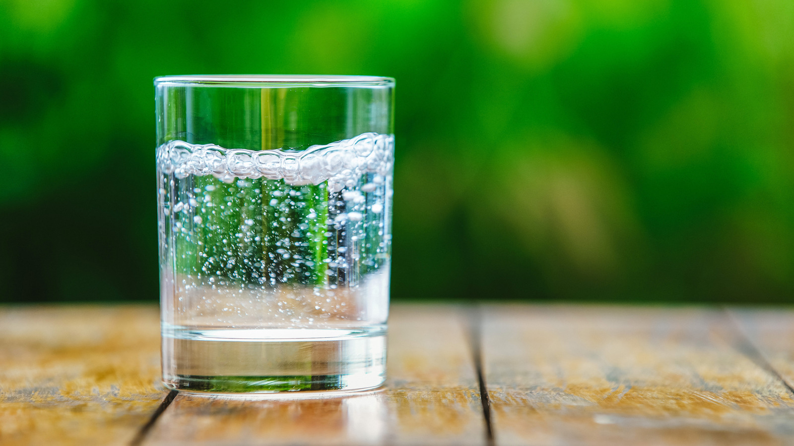 The Bitter Truth About Seltzer Drinking
