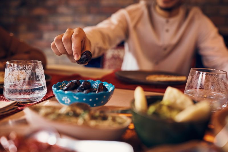 Ramadan Eating, Made Easy and Healthy 1 Ramadan Eating, Made Easy and Healthy- HealthifyMe