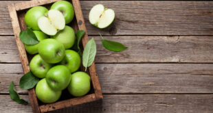 The Nutritional Benefits of Green Apples - Green apples are low in calories and high in fiber, vitamin C, and various antioxidants. They also contain small amounts of potassium, vitamin K, and vitamin B6. 11