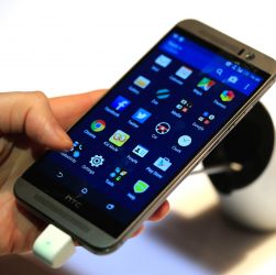 What Are Mobile Devices Teaching Your Kid? 9