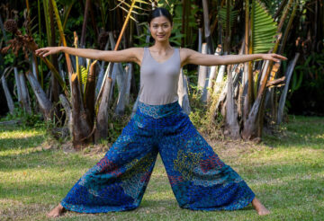 Stunning looks with ruffled palazzo pants 19