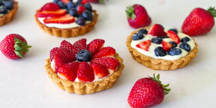 Four summer fruit tart recipes 1 Four summer fruit tart recipes