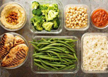 We Asked Real Dietitians If Beyoncé’s 22 Days Diet Plan Would Actually Work
