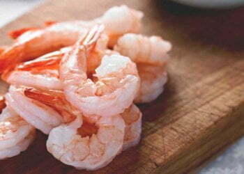 This Chinese salt and pepper shrimp is a savory-highly spiced pleasure
