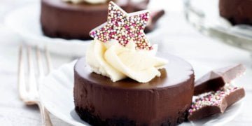 French Meringue Is the Dessert That Will Make You Look Like a Star