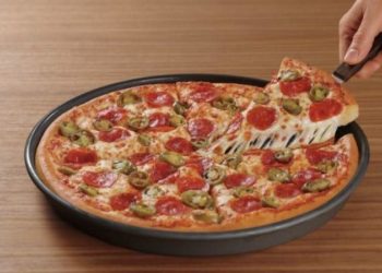 Pizza Hut is changing its pan pizzas