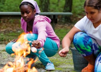 North Phoenix girl creates a subscription cooking field for children