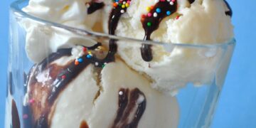 How to Make Ice Cream At Home in 4 Easy Steps