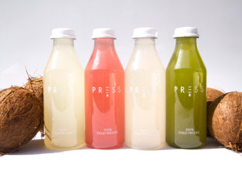 Hawker Sells Atas Cold-Pressed Juices From $2, Including Rainbow-Hued Ones