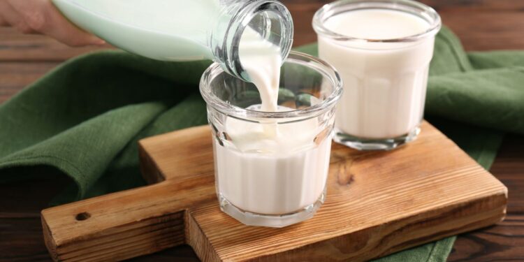 American Milk Myth: New Undercover Investigation Challenges Organic Milk