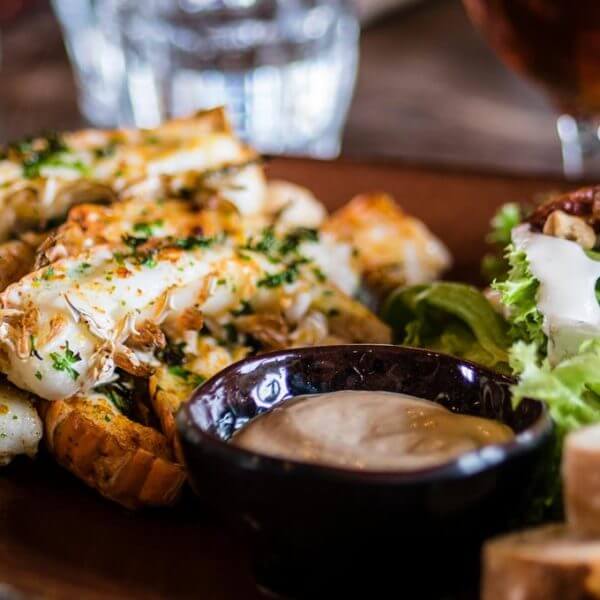 17 must-visit spots to eat & drink 9