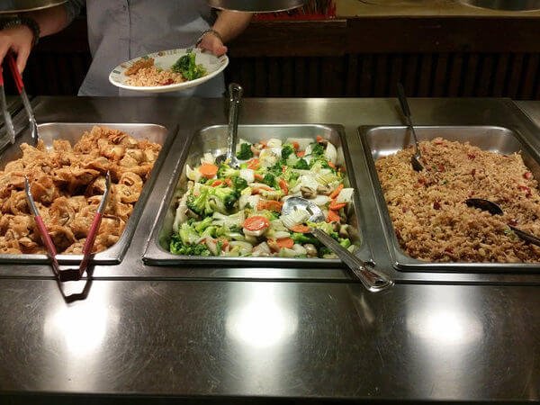 The Canadian Town Where Chinese Food Comes With a Side of Curling 9