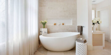 Real Estate Angle: Do Accessible Tub Conversions Add Resale Appeal for Multigenerational Homes?