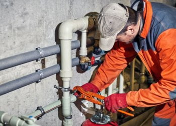 How Leaking Pipelines Affect Your Building