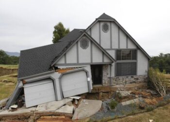 What Causes Your Home’s Foundations to Sink or Settle?