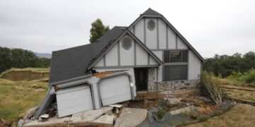 What Causes Your Home’s Foundations to Sink or Settle?