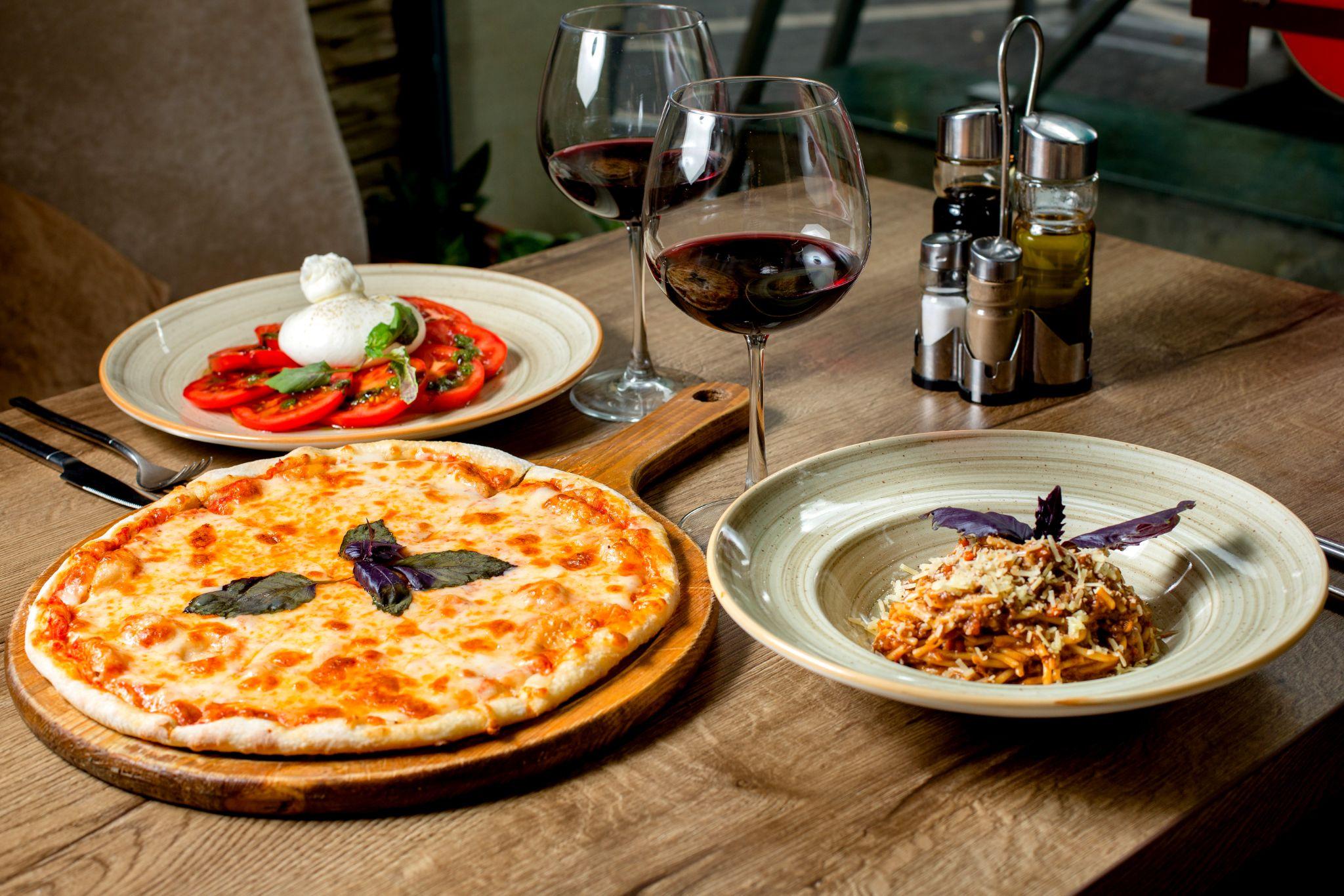 Dishes to Enjoy with Wine at Ciao Pizza Grill’s Bar in Phuket 3 wine bar phuket