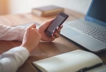 How Customer Service is Now Turning More and More Mobile and Instantaneous C:\Users\nilay.bahalkar\Desktop\49297353_l.jpg