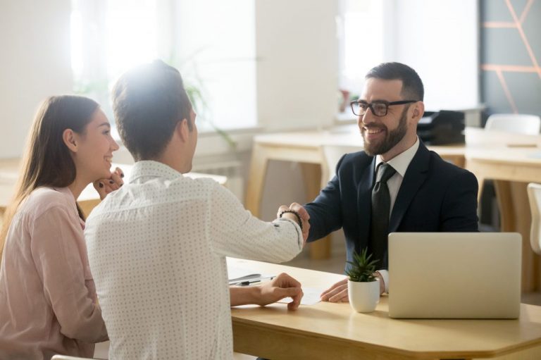 Four Smart Tips to Keep Growing your Customer Base Four Smart Tips to Keep Growing your Customer Base