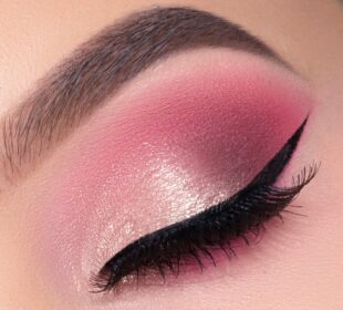3 Eye Makeup Tutorials That Will Make You Look Like A Professional 5