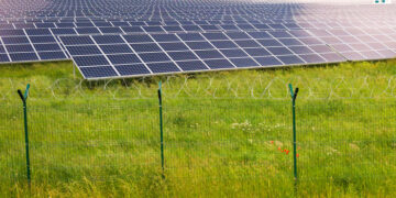 Harnessing Wind Power: The Future of Electricity with Wind Fence Technology