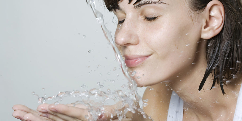 Revitalize Your Skin with an Ice Water Face Dip: The Ultimate Refreshing Beauty Hack
