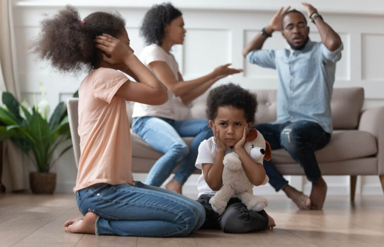 What Happens to Kids When Their Parents Divorce? 2