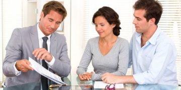 5 Reasons to Hire A Family Lawyer