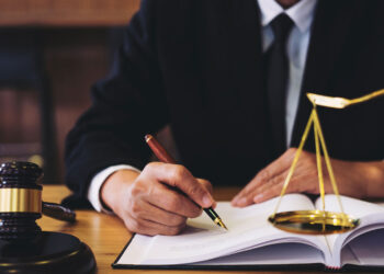 Commercial Vs Corporate Law