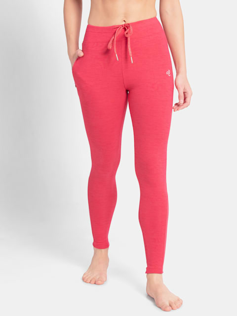 Cotton Comfort: Why Yoga Pants Made of this Fabric are a Must-Have in ...