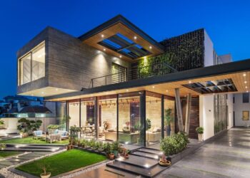 Say ‘Hola’ to 9 Spanish-Style Homes at the Market