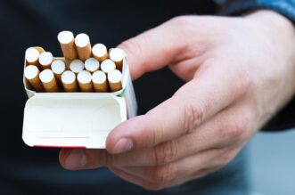 Nicotine Pouches Versus Patches: Which Is Better? 1